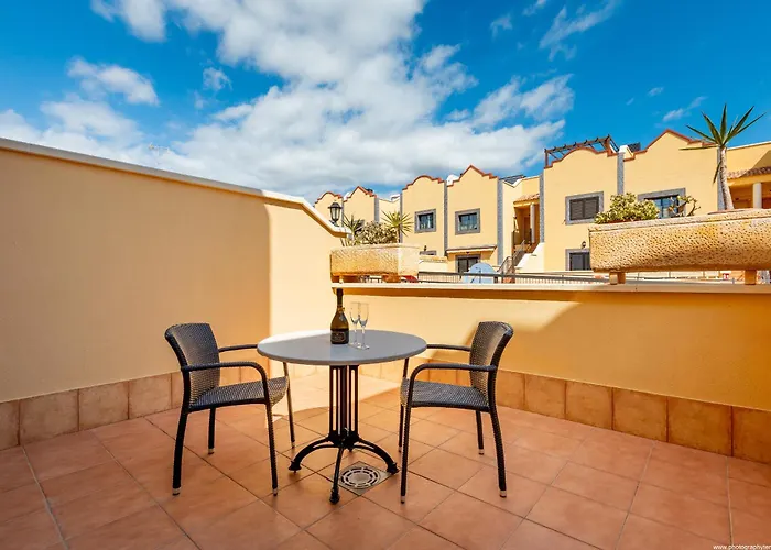 Anele Costa Adeje (Tenerife)