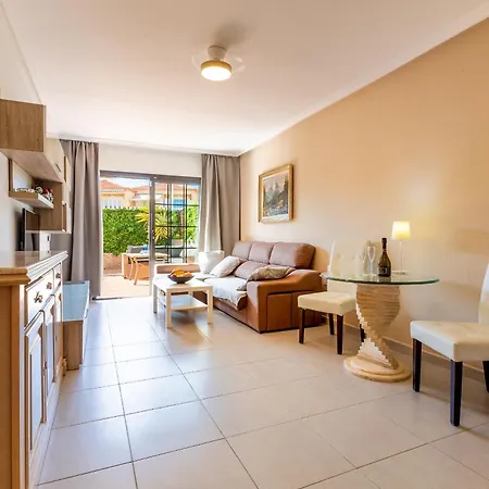 Anele Costa Adeje (Tenerife)